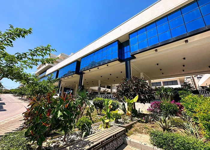 Golden Seaview Two Bedroom Apartment