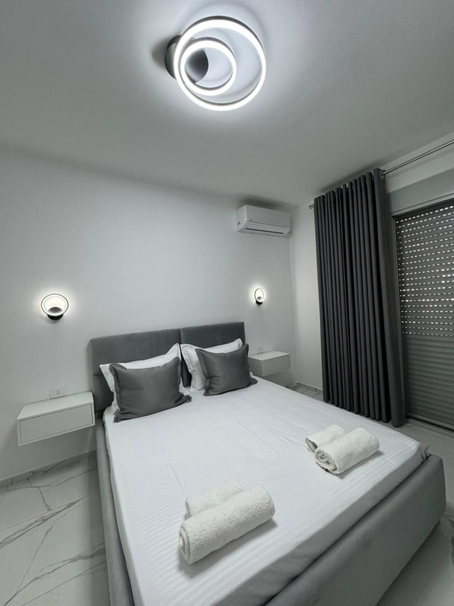 Appartement Golden Seaview Two Bedroom *